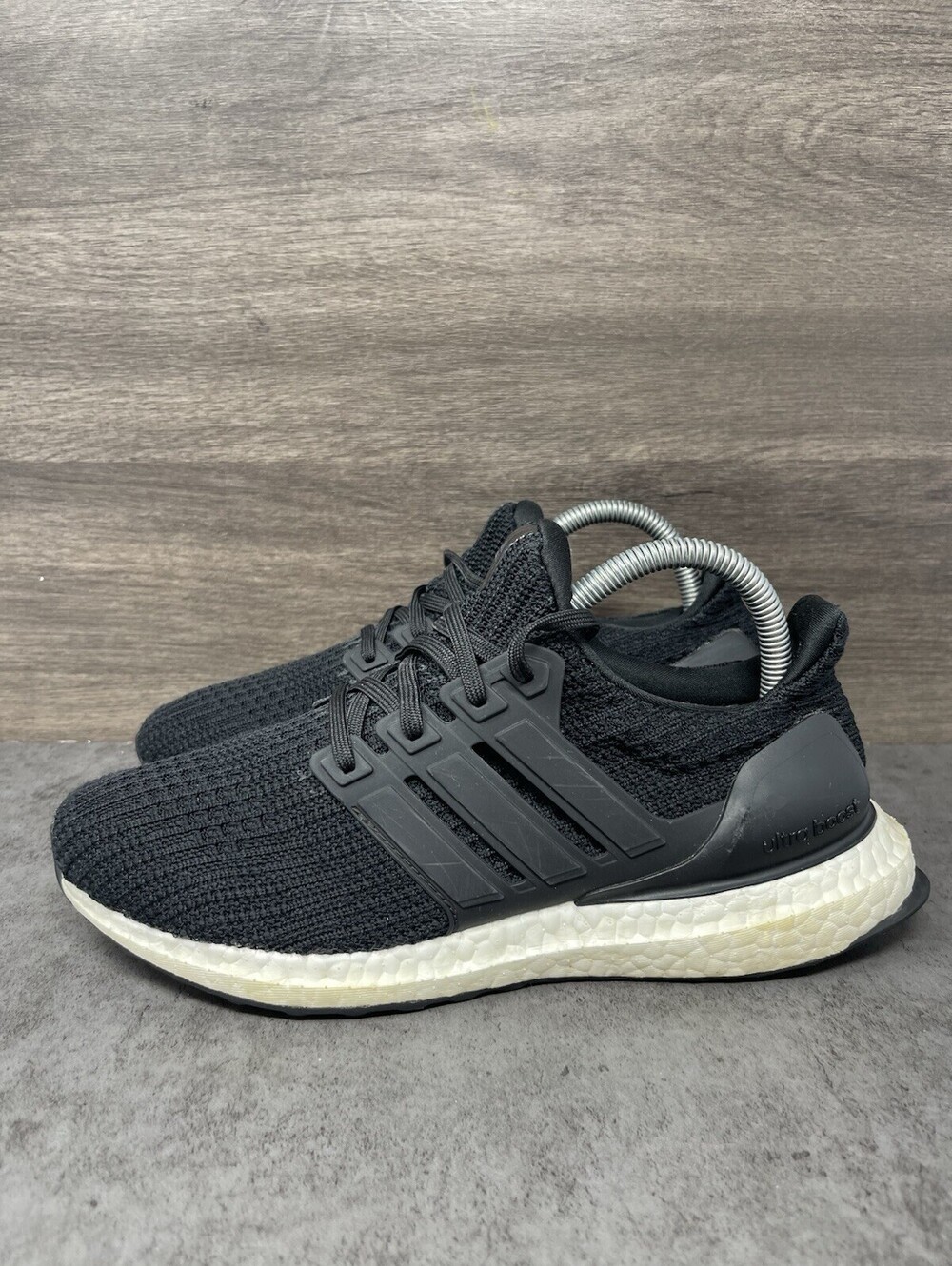 adidas Ultraboost 4.0 DNA Womens Size 7.5 Black White Boost Running Shoes FY9123